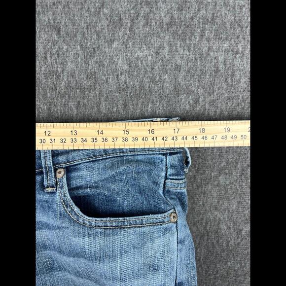 True Religion Cameron Slim Boyfriend Blue Jeans Sz 30 - Picture 12 of 12